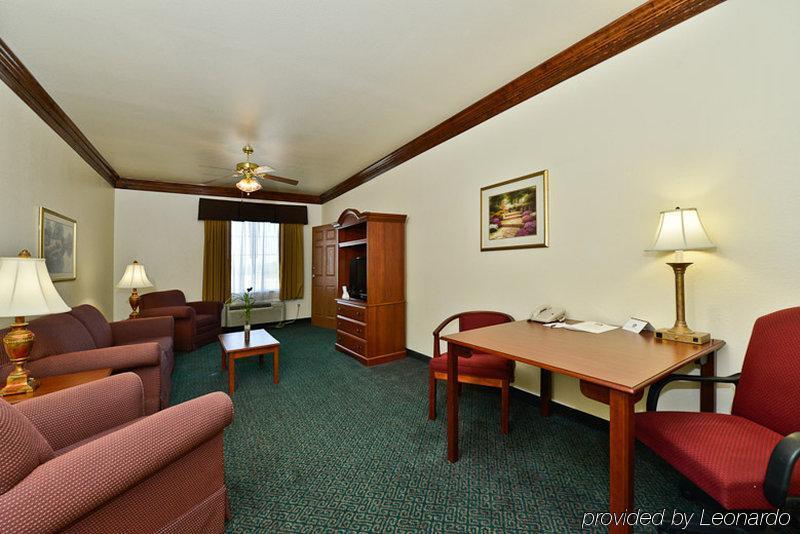 Best Western Fort Worth Inn And Suites Room photo