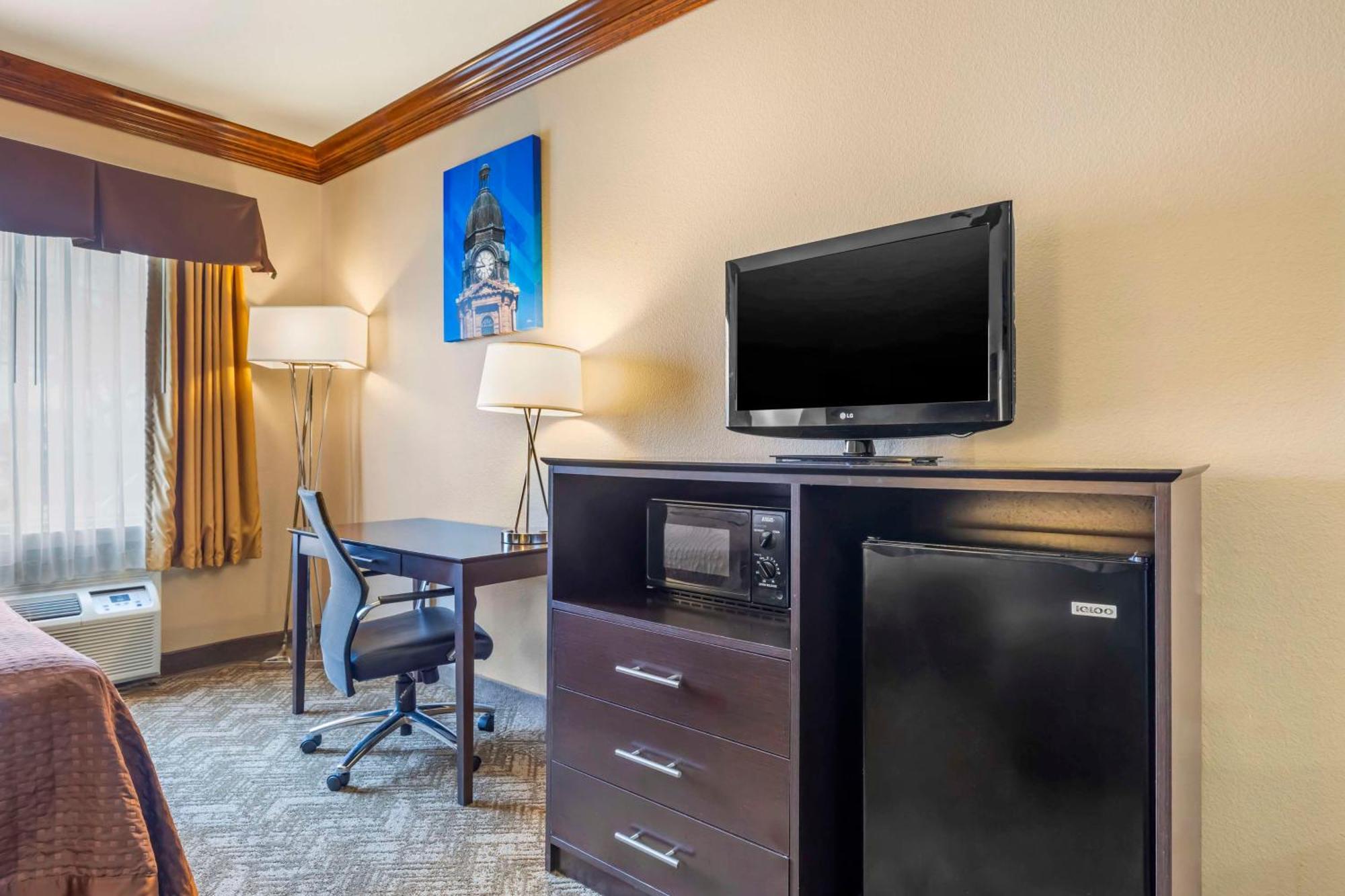 Best Western Fort Worth Inn And Suites Exterior photo